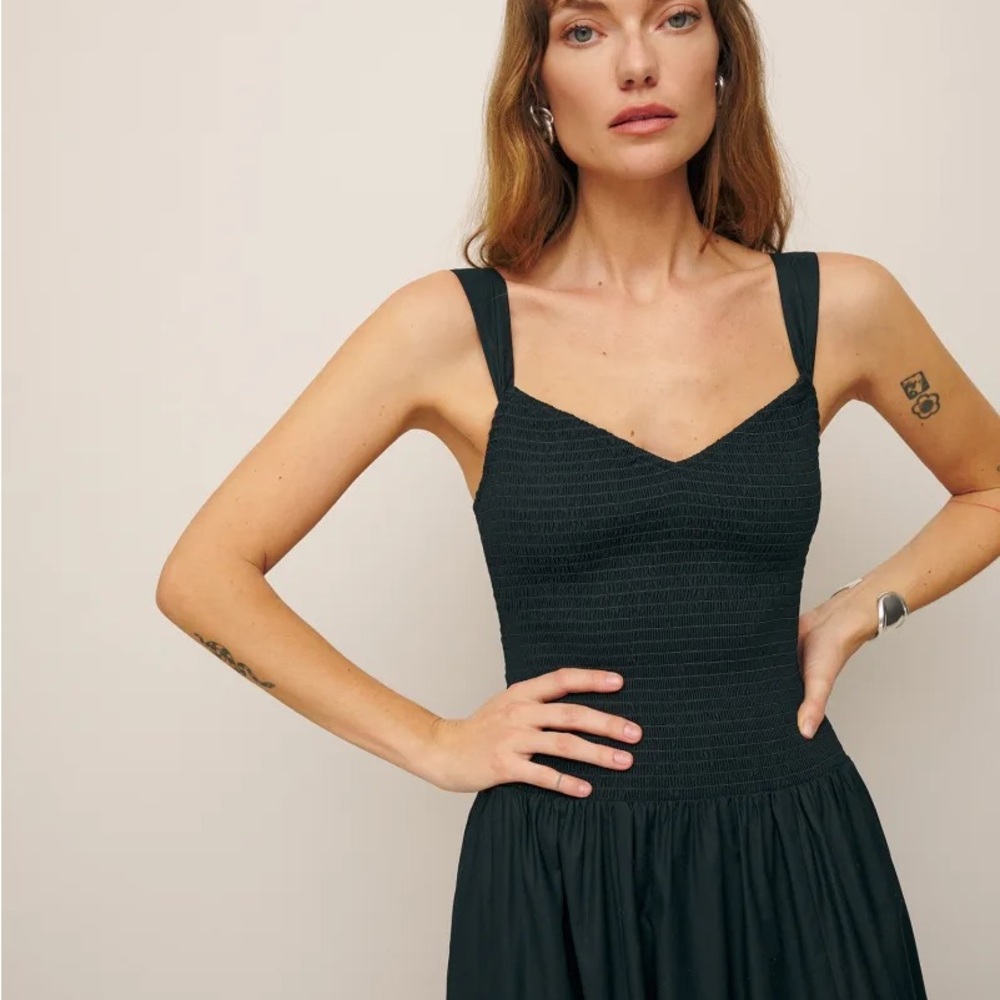 Reformation Black Smocked Midi Dress navy brand new w tag